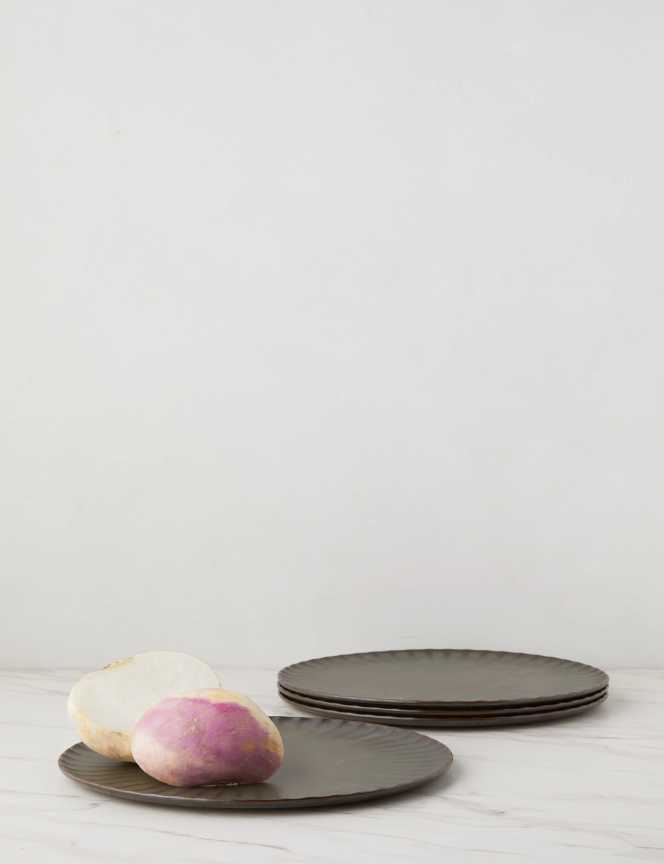 Inku Ceramic Dinnerware by Sergio Herman x Serax 21 Inku Ceramic Dinnerware by Sergio Herman x Serax