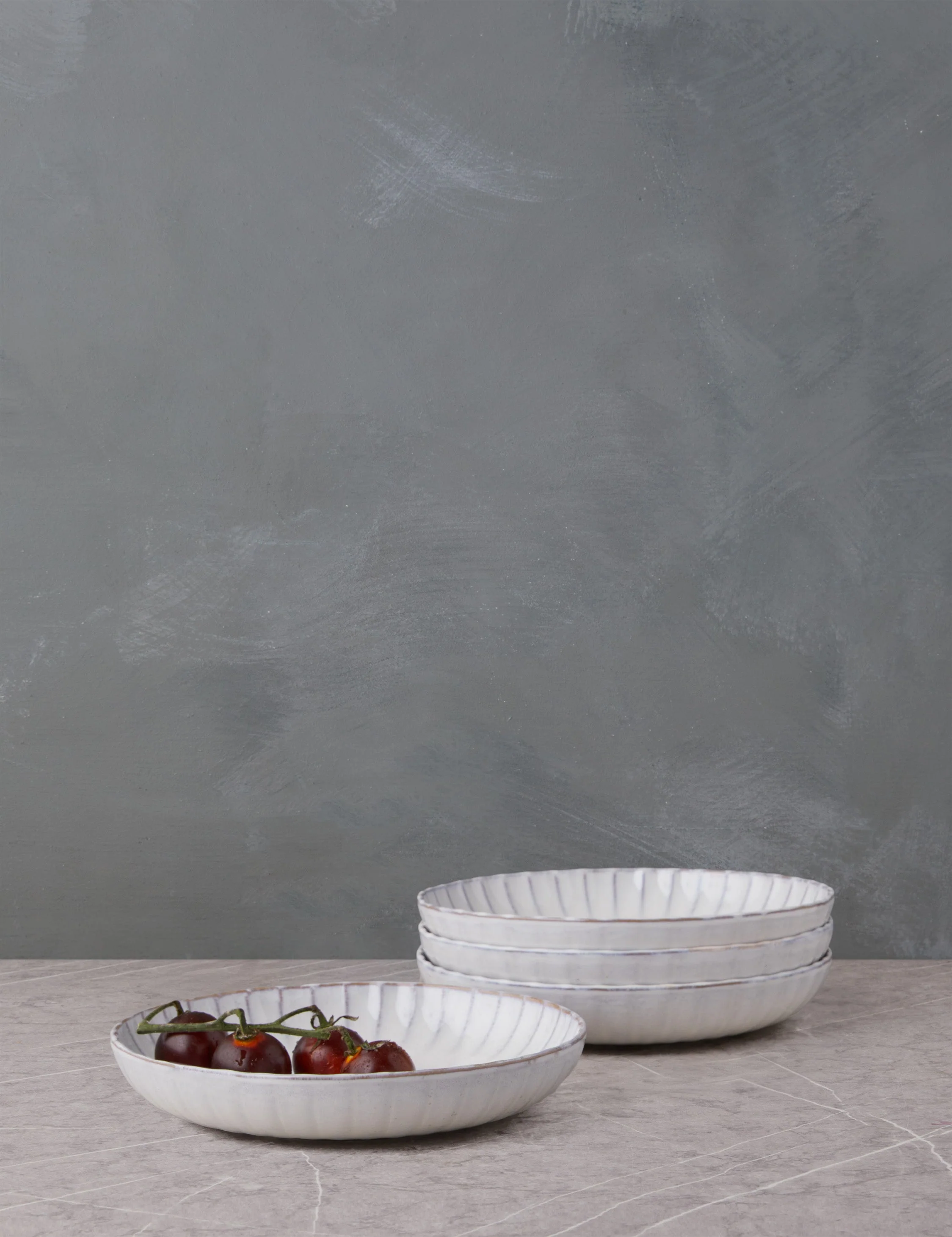 Inku Ceramic Dinnerware by Sergio Herman x Serax 6 Inku Ceramic Dinnerware by Sergio Herman x Serax