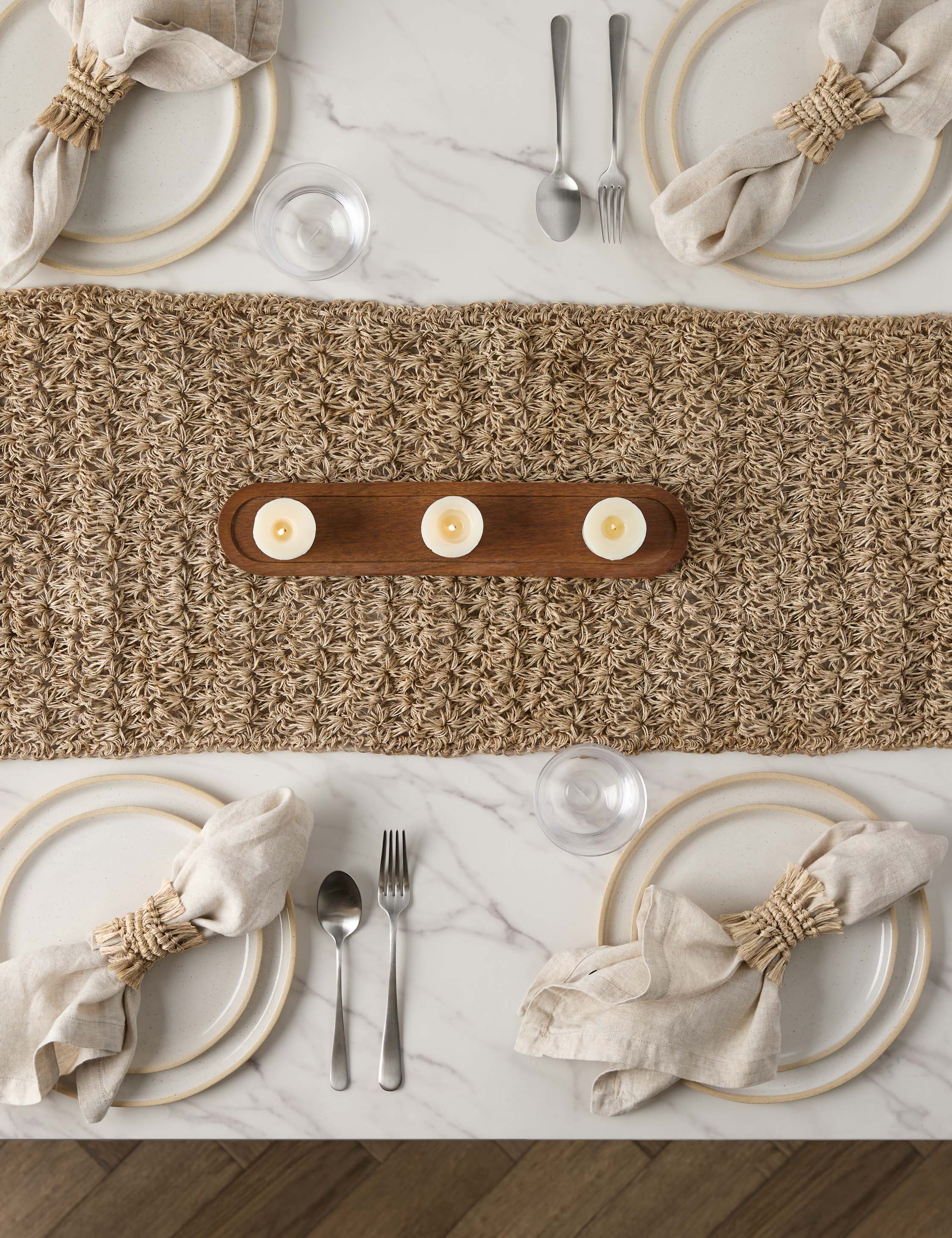 Fique Knots Table Runner by Tallo de Olivo