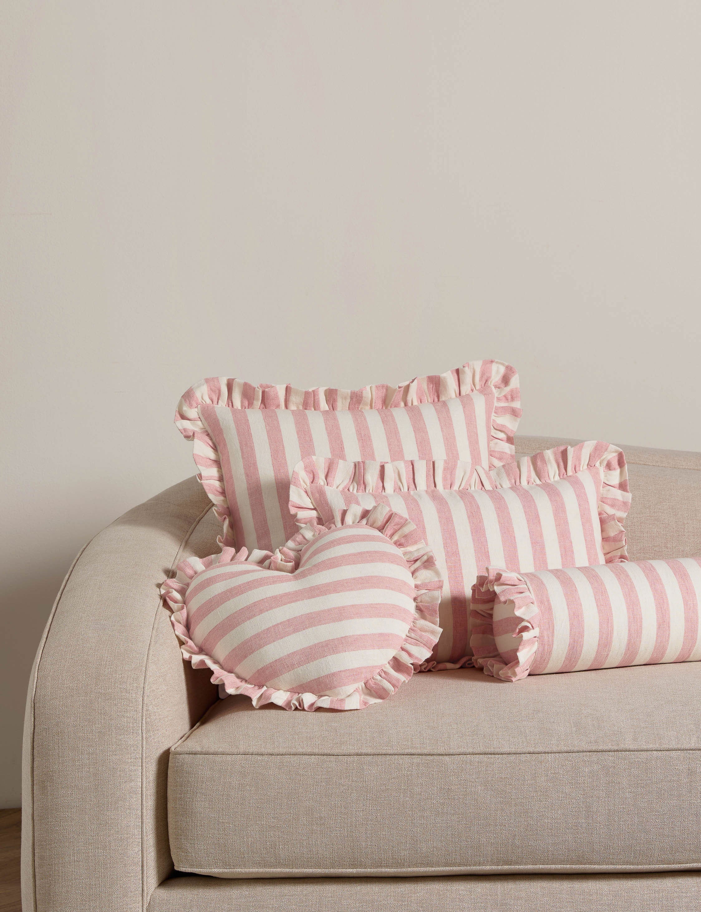 Amaroso Linen Ruffle Pillow
