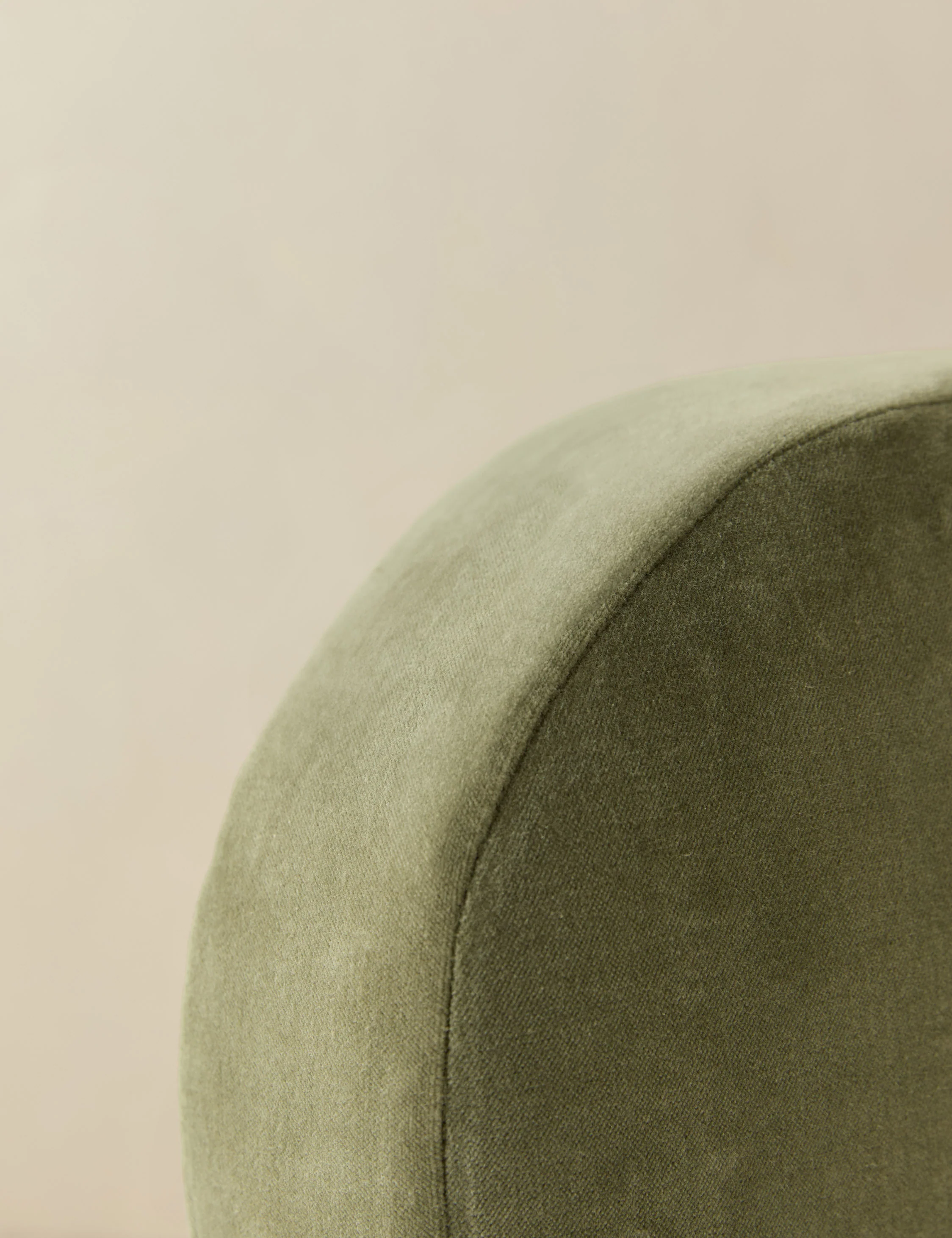 Solinger  Velvet Pill Pillow