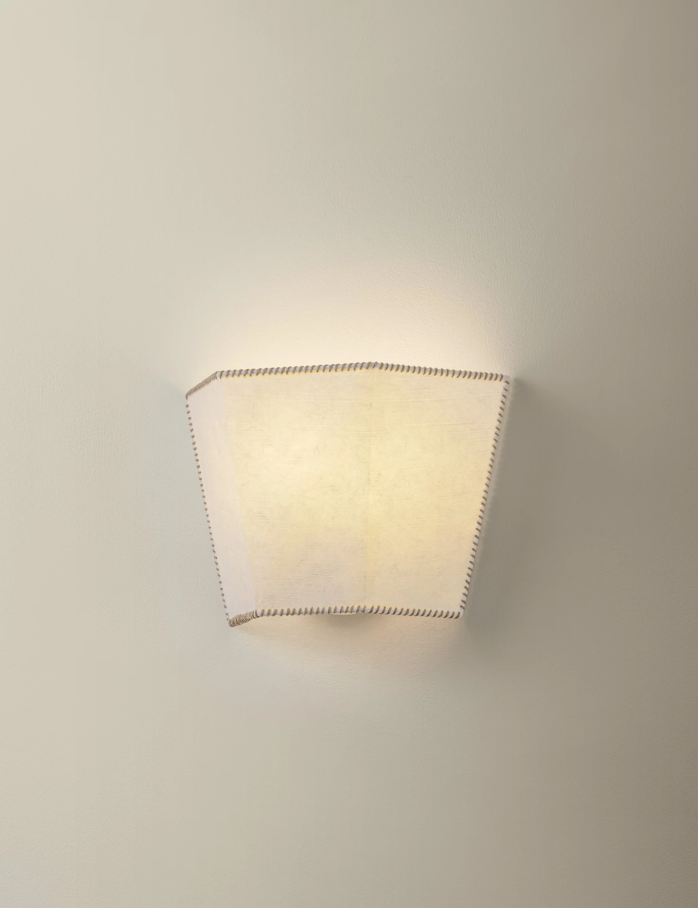 Lowe Sconce