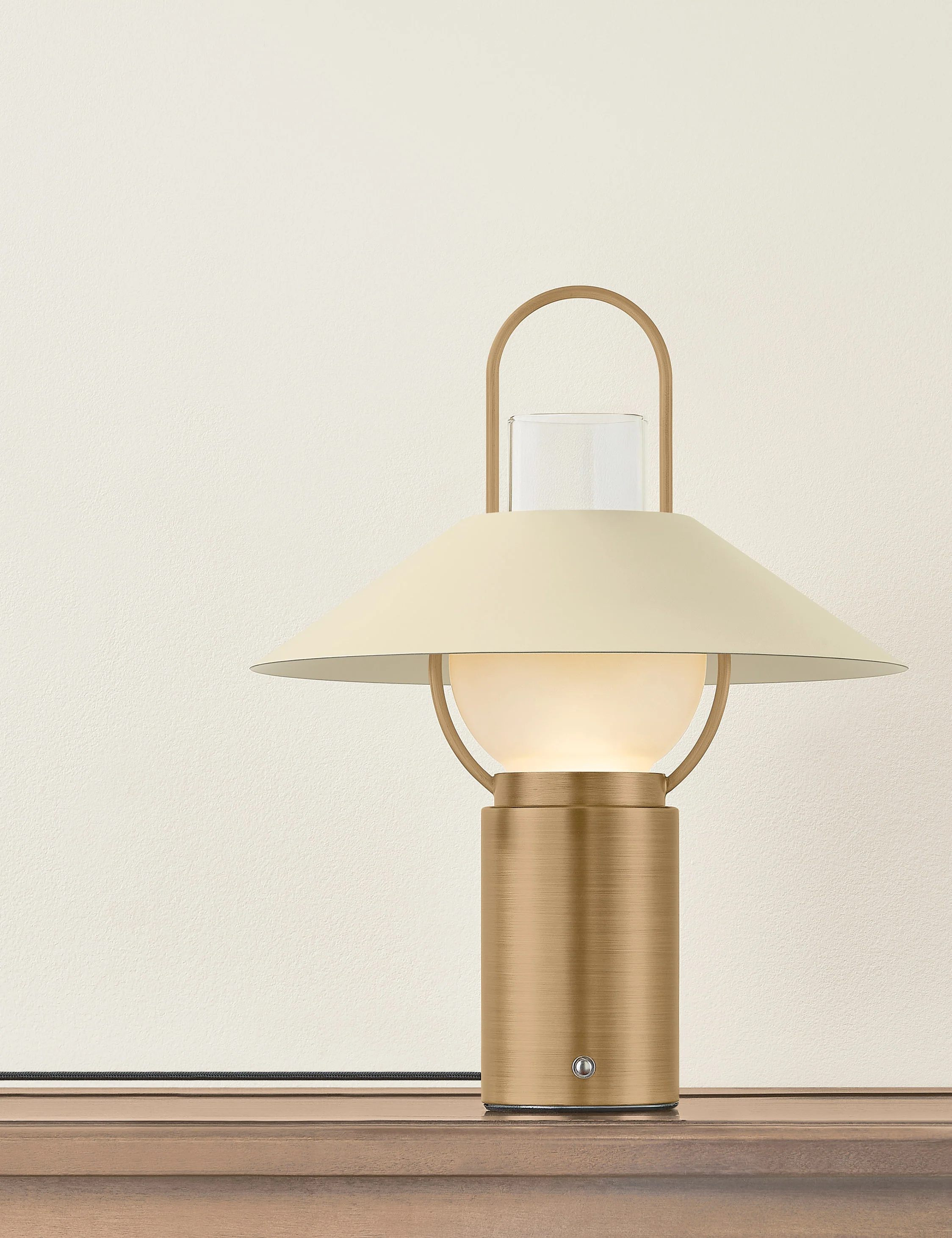 Leland Cordless Table Lamp