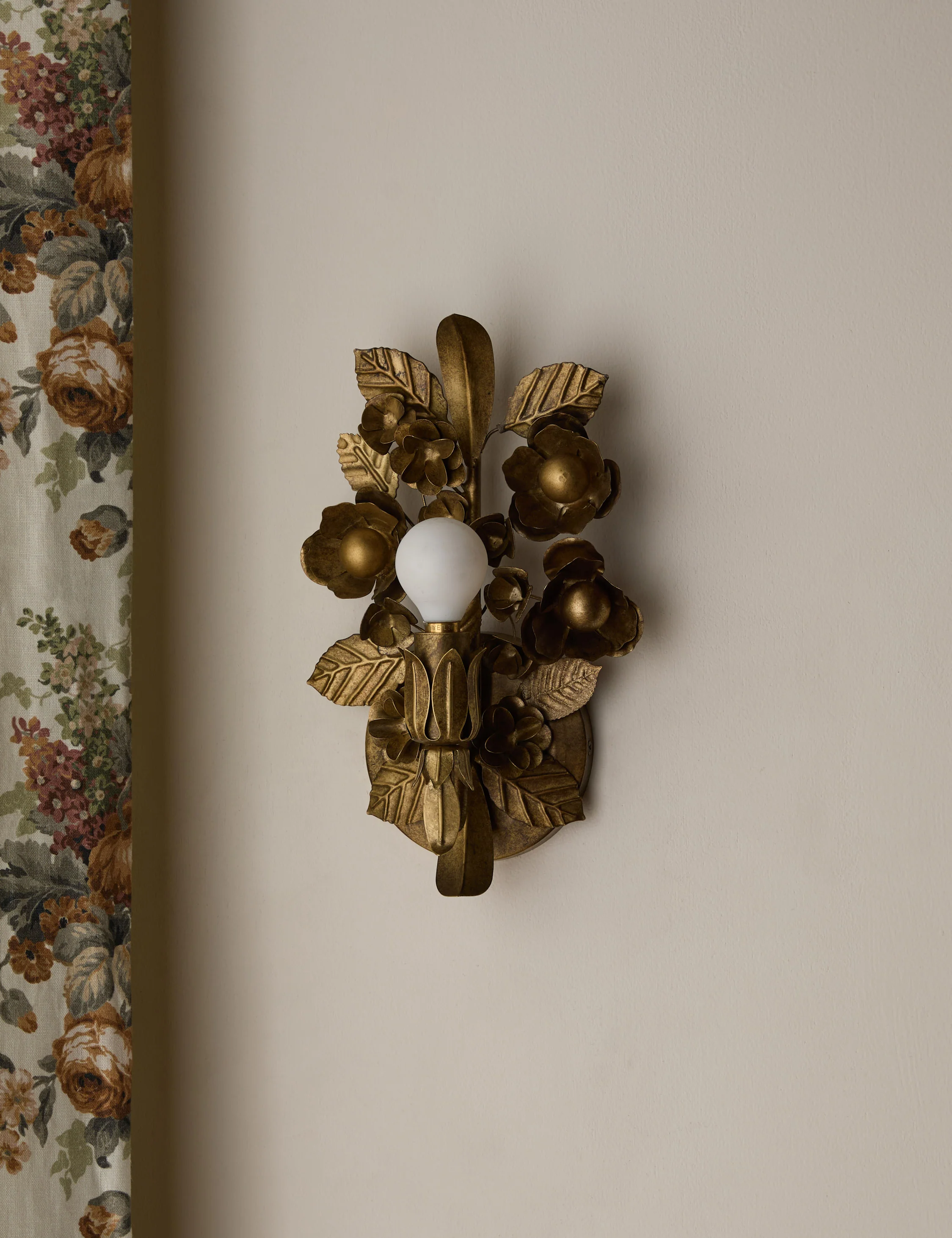 Garda Sconce by Heidi Caillier 10 Garda Sconce by Heidi Caillier