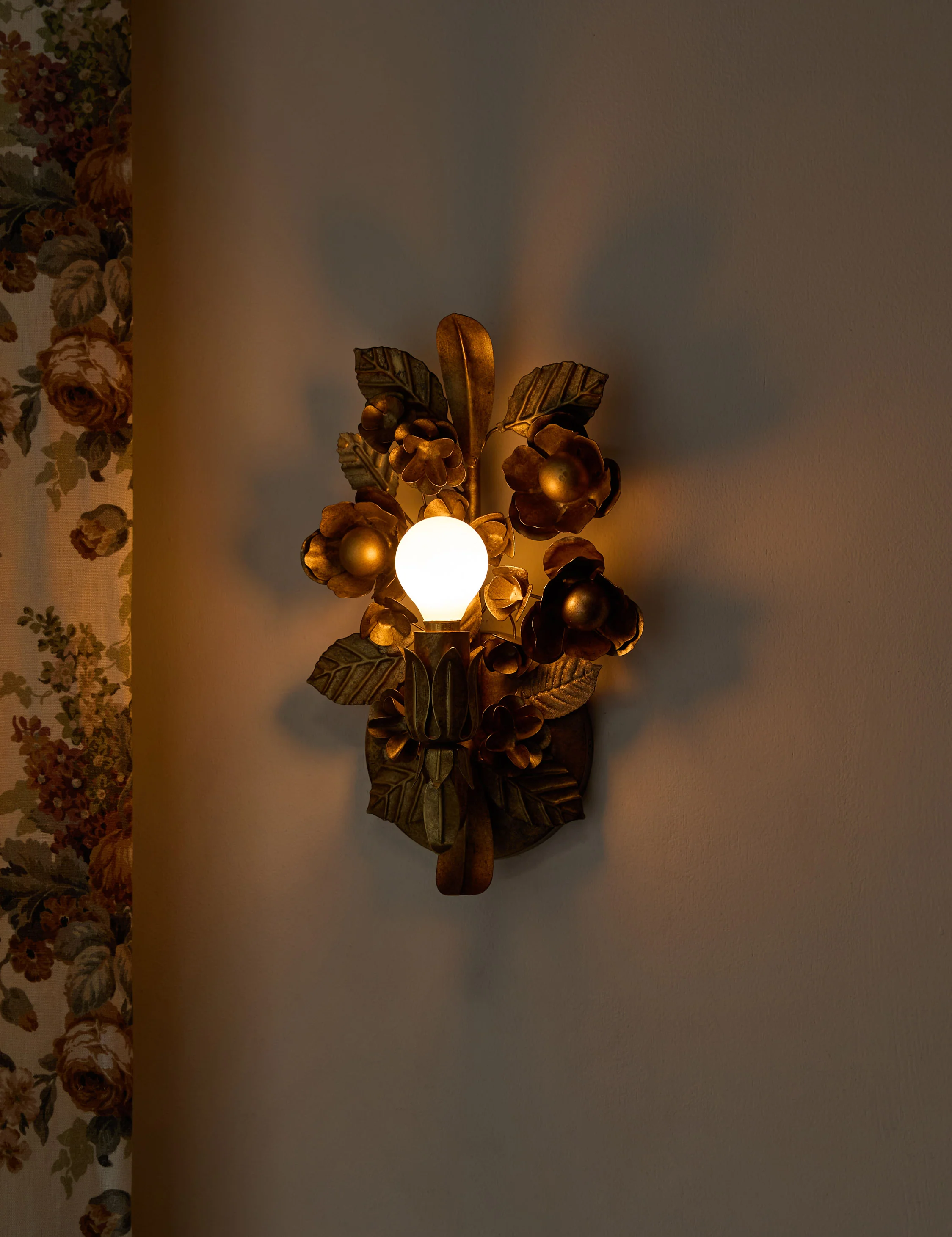 Garda Sconce by Heidi Caillier 11 Garda Sconce by Heidi Caillier