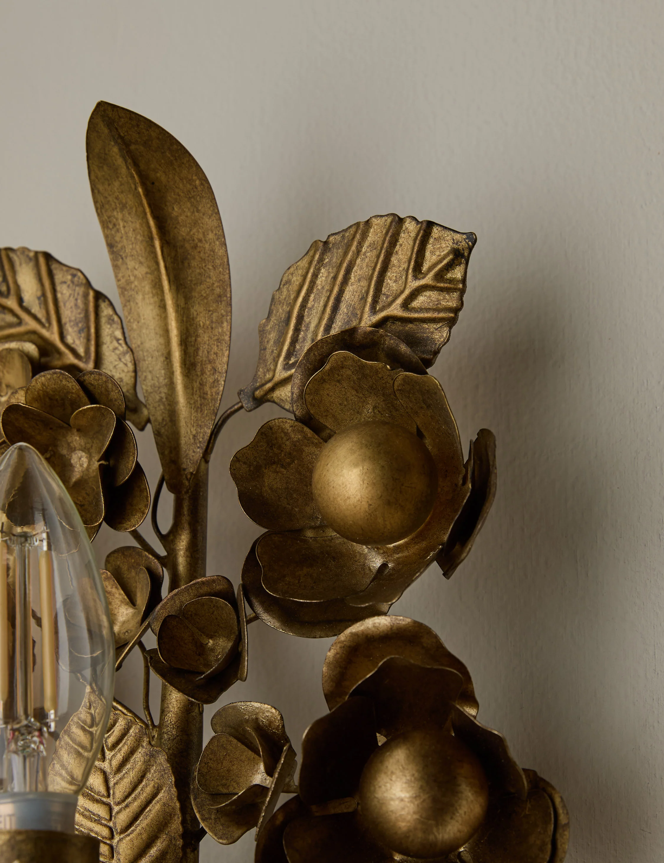 Garda Sconce by Heidi Caillier 7 Garda Sconce by Heidi Caillier