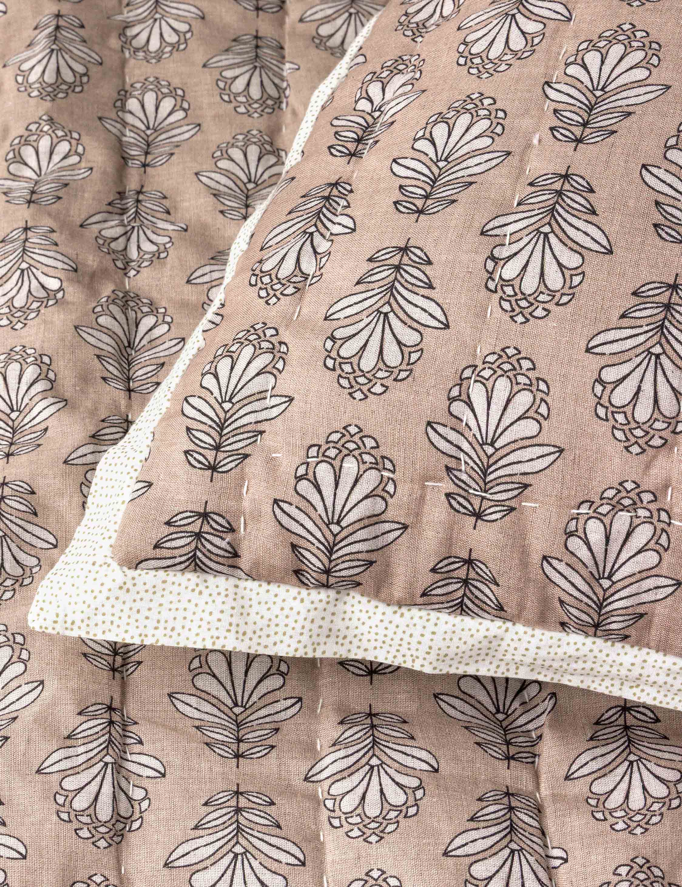 Pippa Linen Cotton Quilt