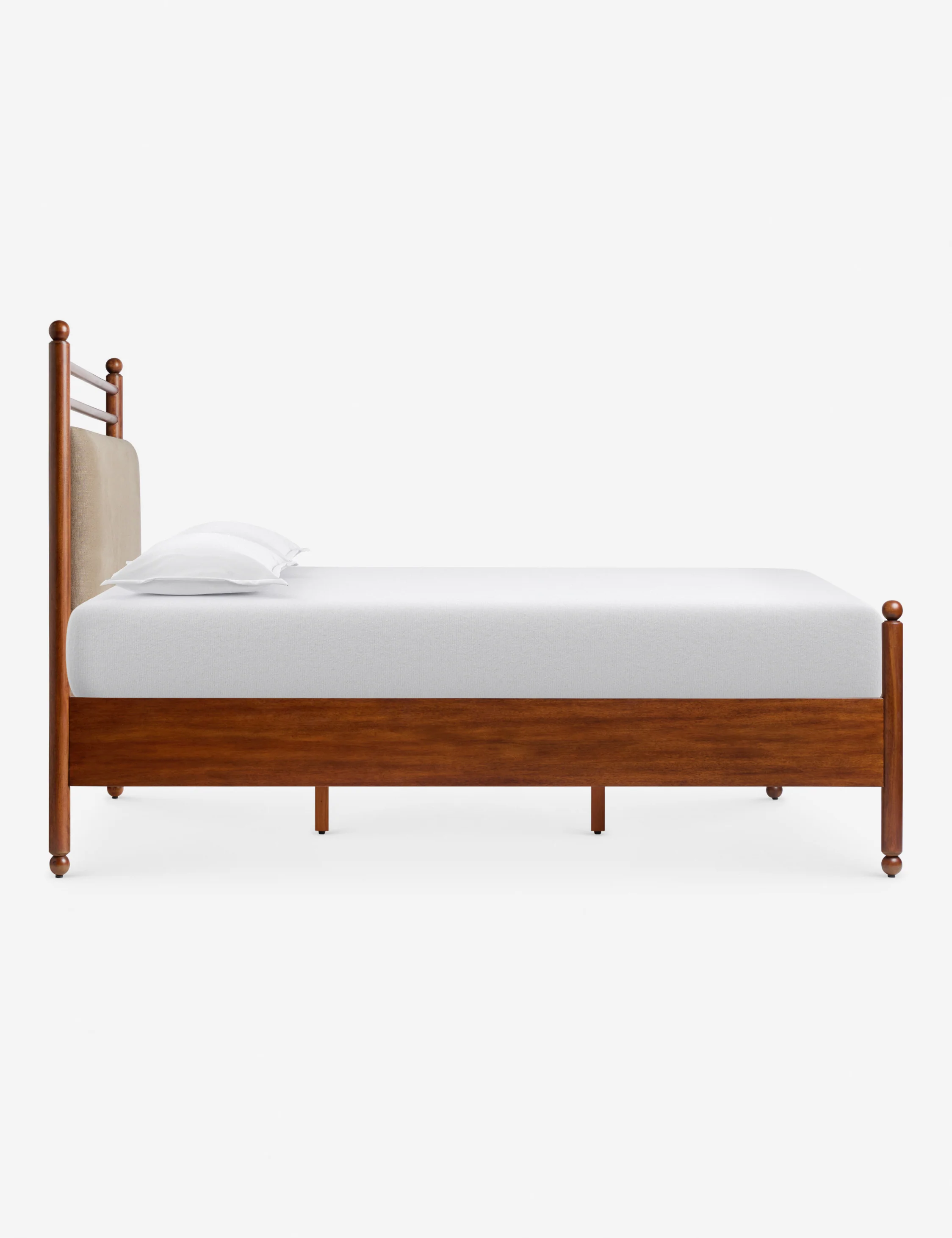 Bibury Bed by Heidi Caillier