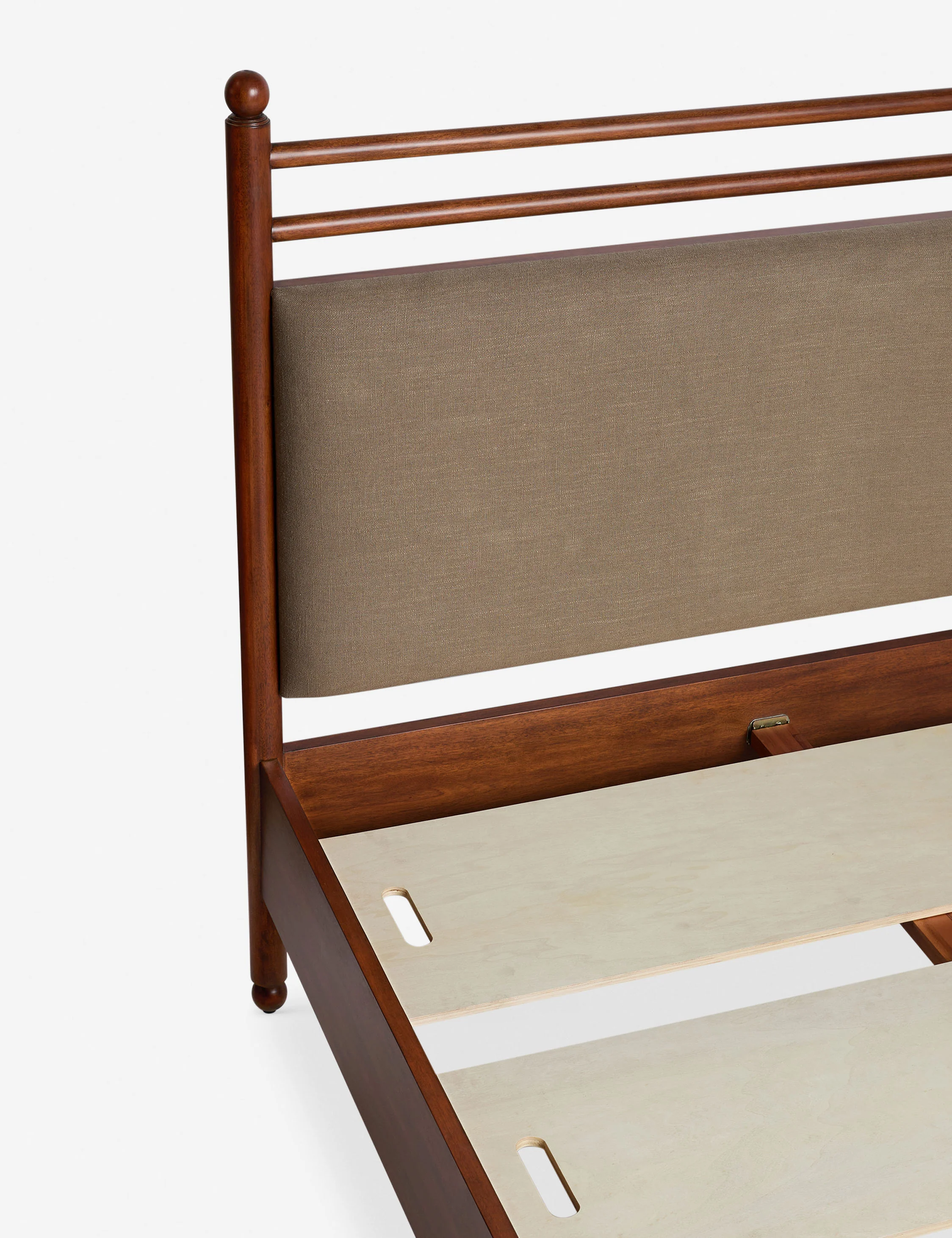 Bibury Bed by Heidi Caillier