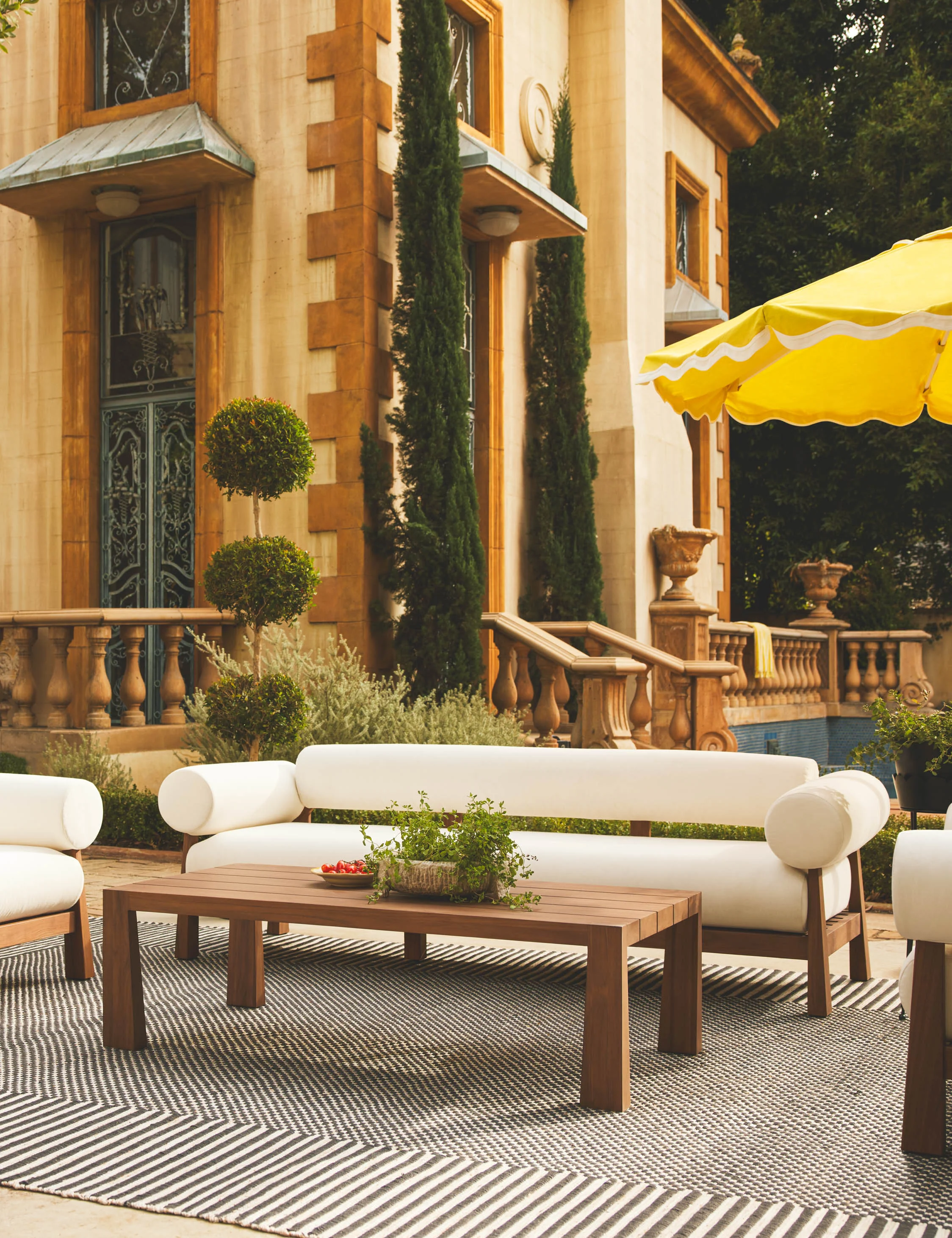 Bassano Outdoor Sofa