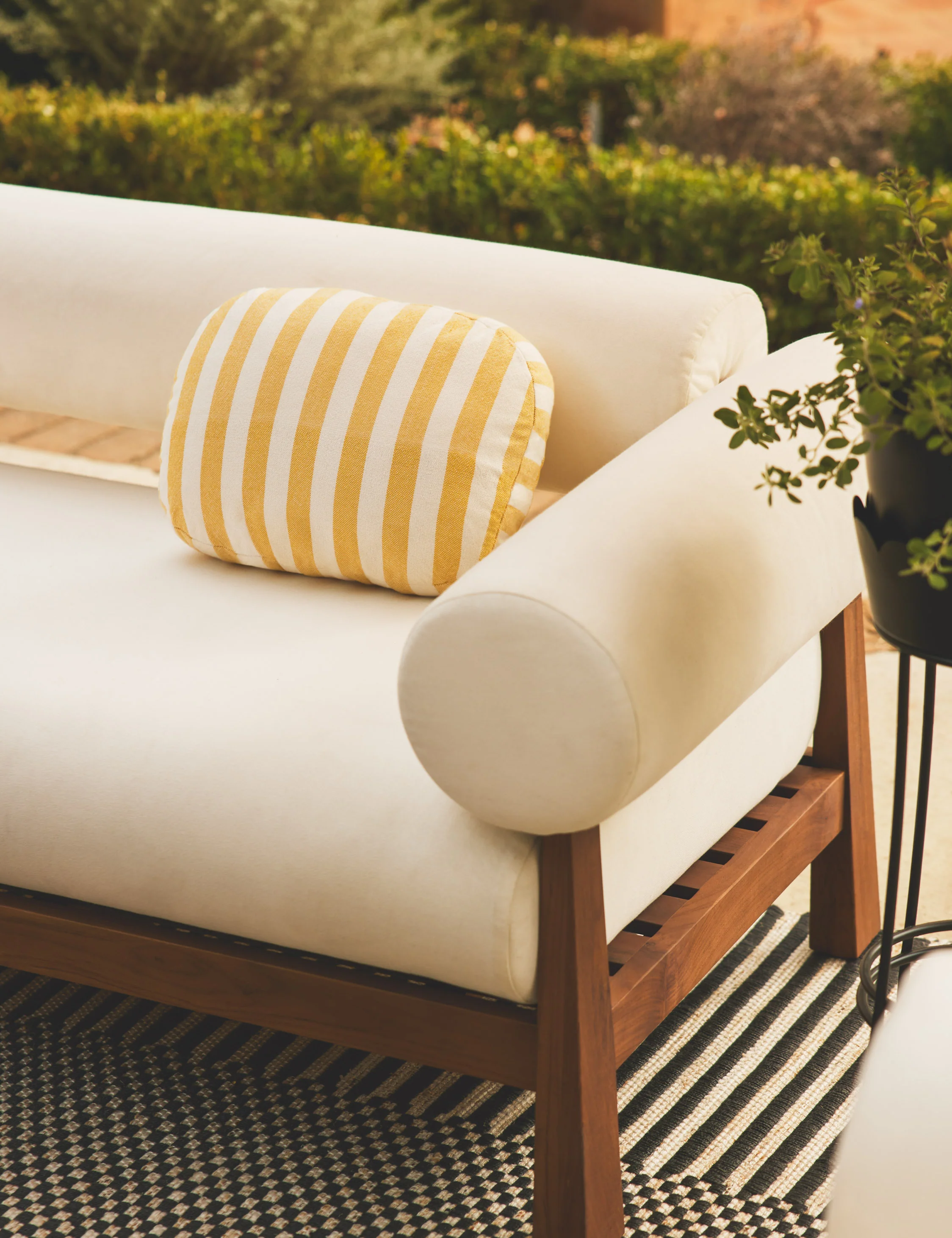 Bassano Outdoor Sofa