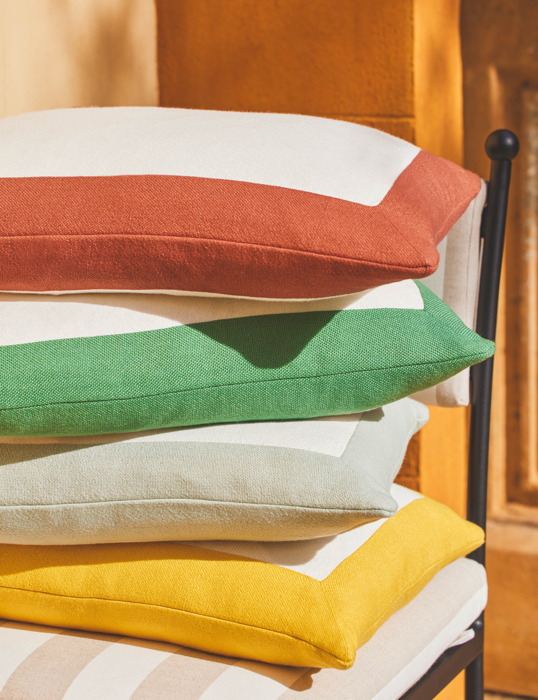 Amica Indoor / Outdoor Pillow