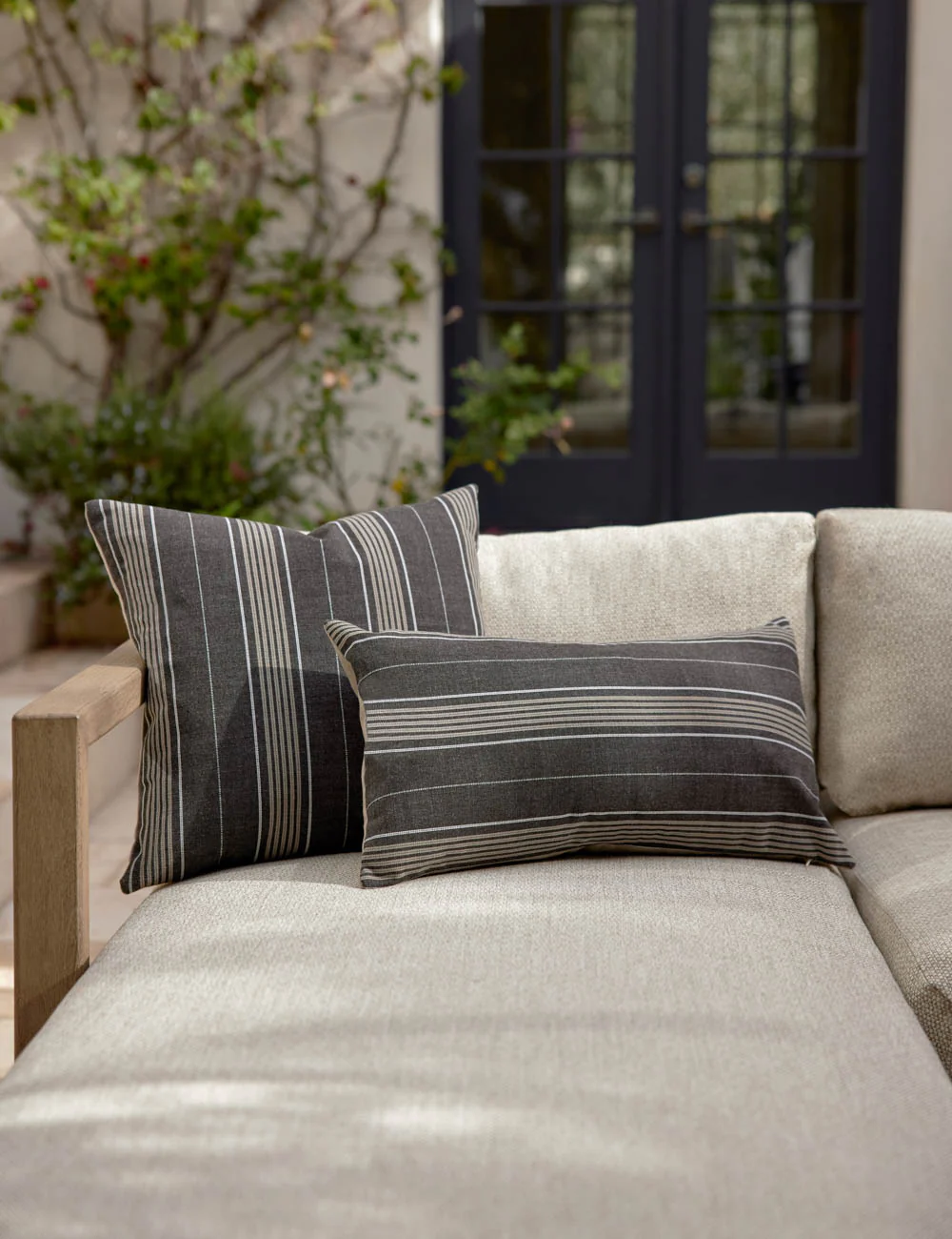 Byron Indoor / Outdoor Pillow