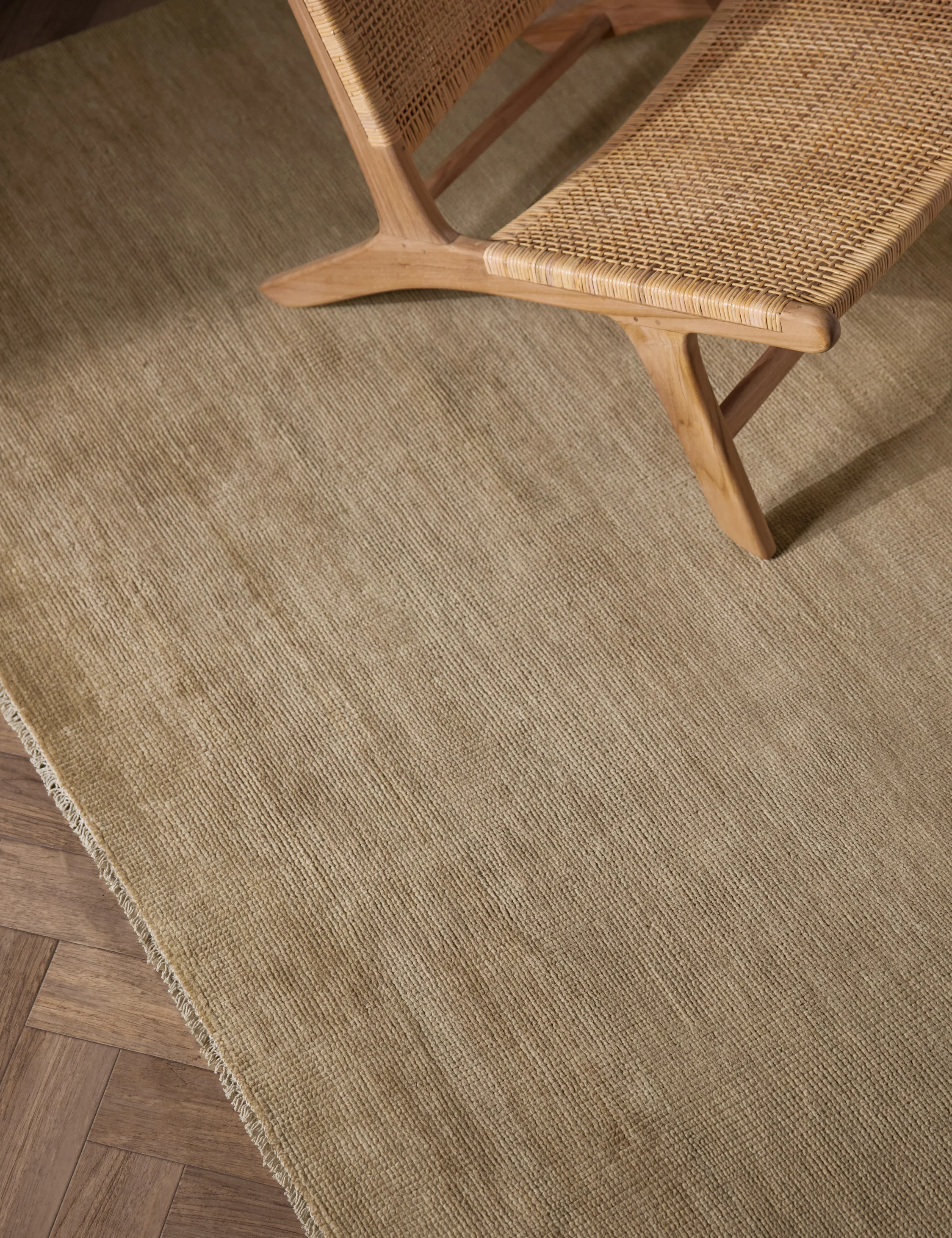 Heritage Hand-Knotted Wool Rug