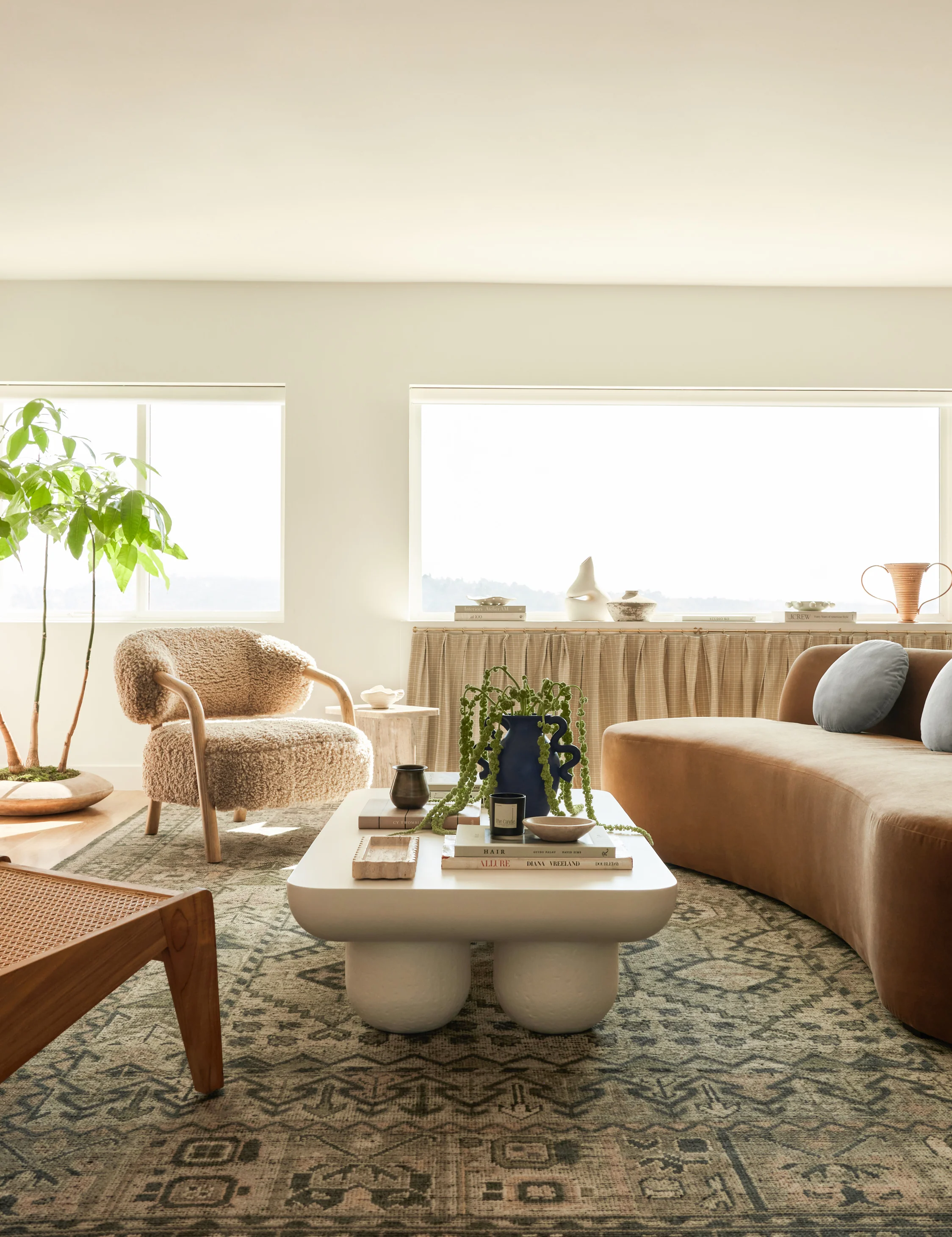 Aerwyna Hand-Knotted Wool Rug