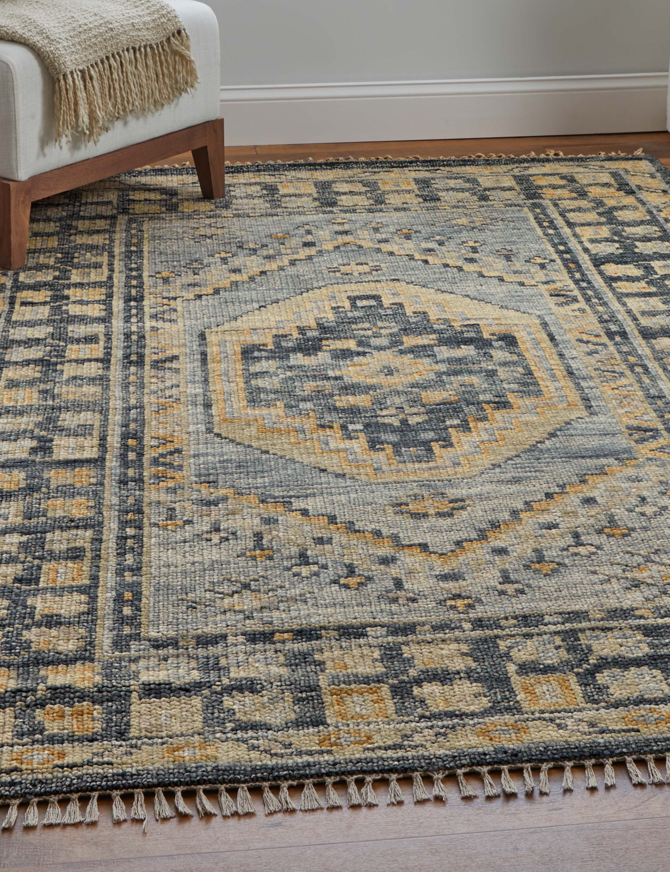 Barraza Hand-Knotted Wool Rug