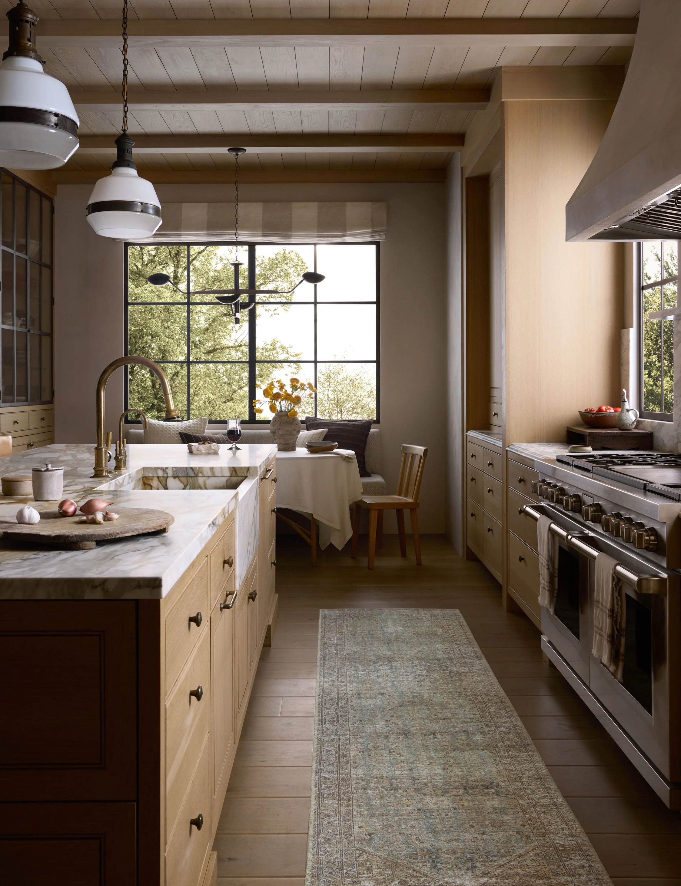 Cambria V Jute-Blend Rug by Amber Lewis x Loloi